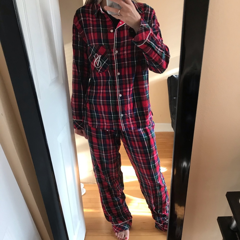 SOLD Victoria’s Secret plaid pajama set